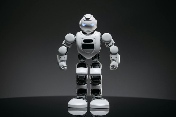 Seamlessly set up a smartphone-controlled smart garage door opener: a step-by-step guide